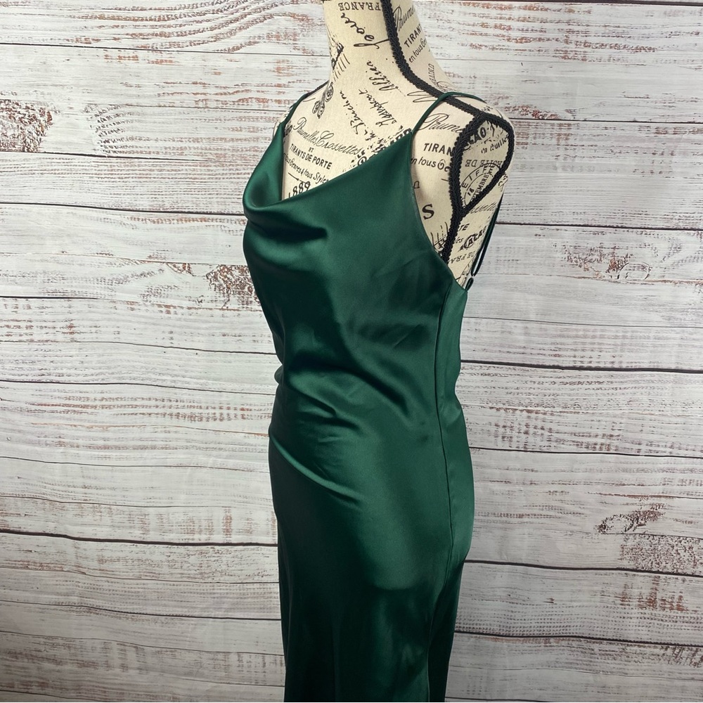 PETAL + PUP EMERALD GREEN LOW CUT BACK SILKY SIZE 4 HIGH LOW HEM DRESS - Picture 5 of 12